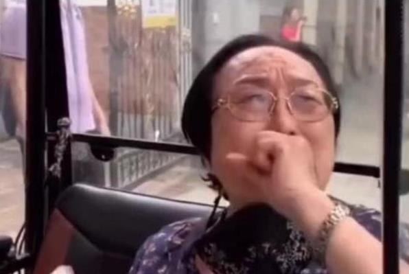 老花鏡在哪里購(gòu)買(mǎi)?配老花鏡誤區(qū)和注意事項(xiàng) 老花鏡在哪里購(gòu)買(mǎi)?配老花鏡誤區(qū)和注意事項(xiàng)